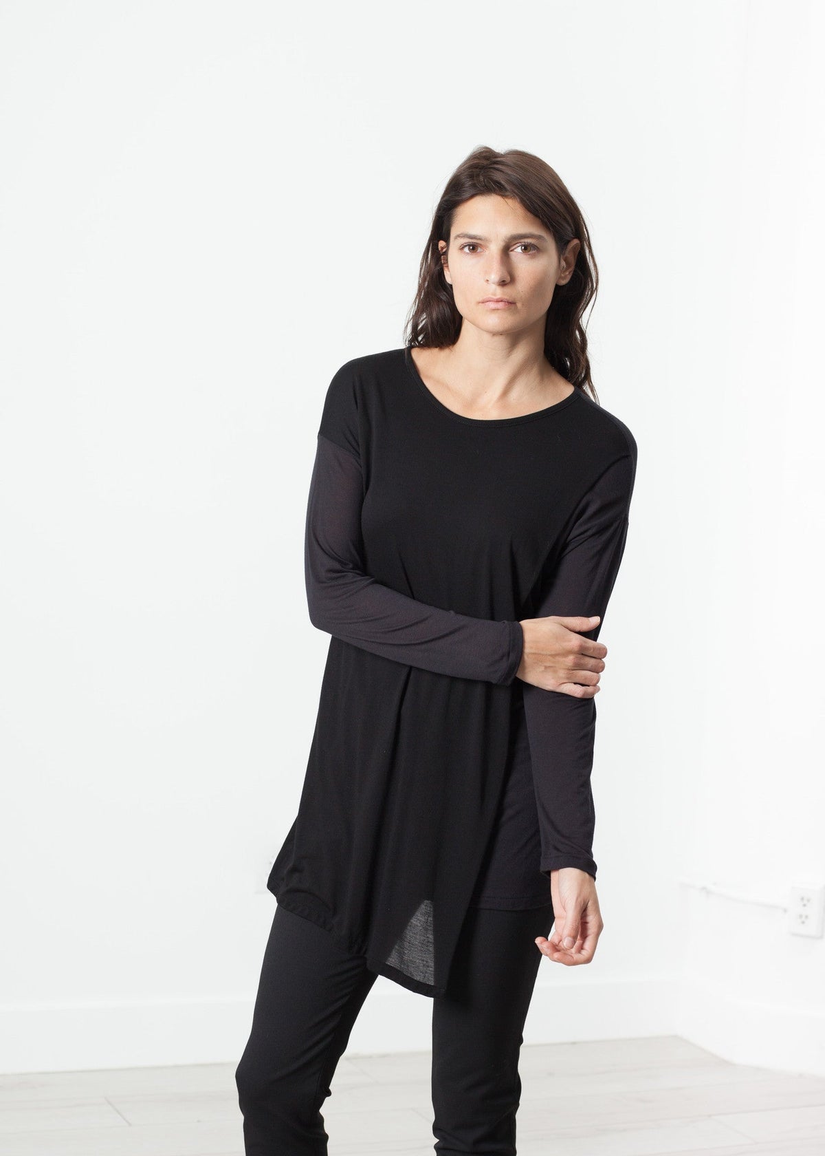 Black and Navy Longline Top - sample outfit photograph